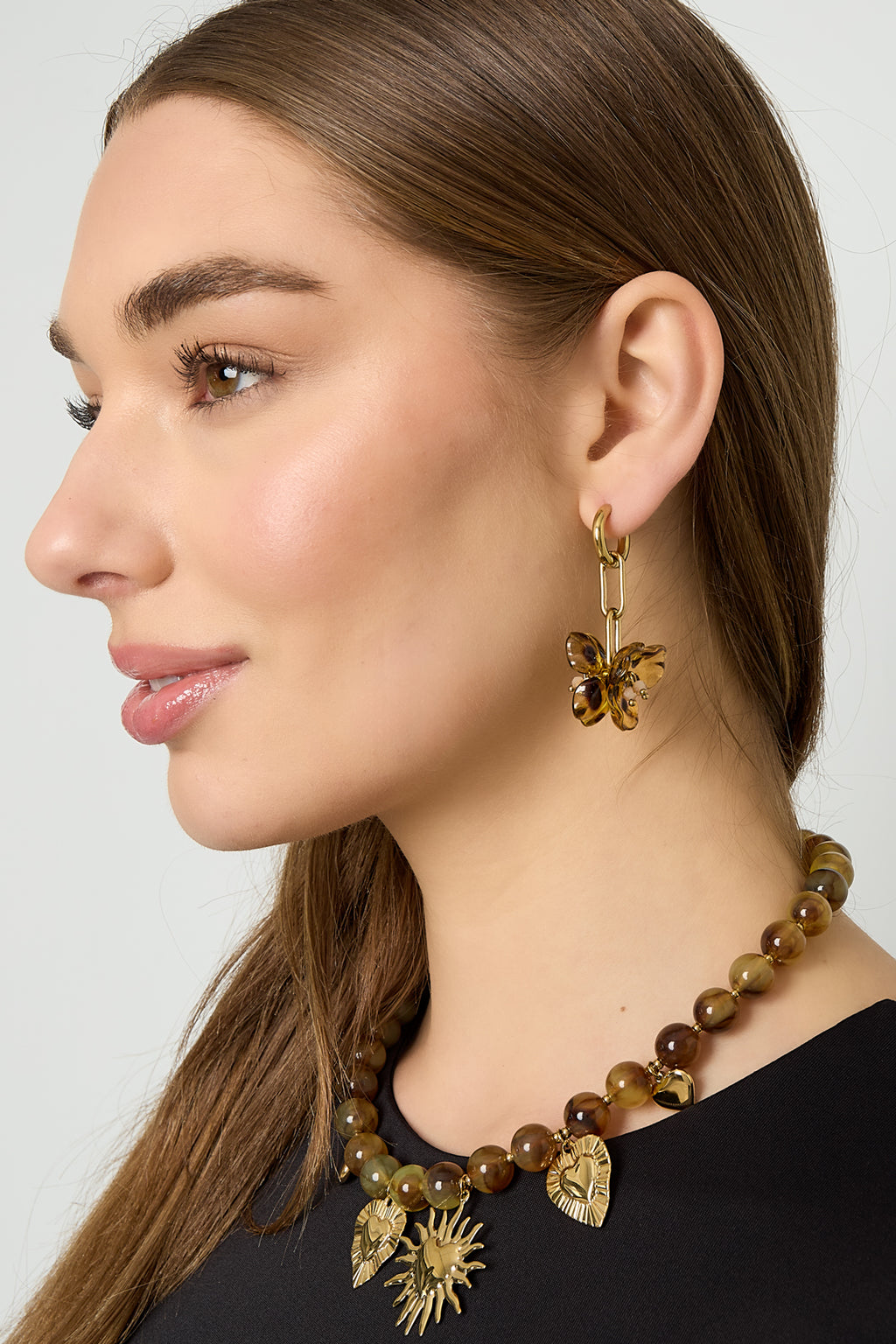 Bloem oorbellen met kralen