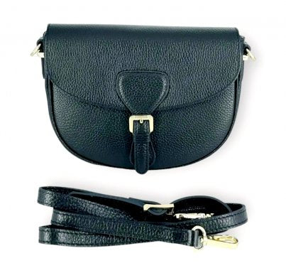 Compact design, Italiaanse kwaliteit

De Urban Saddle Mini is een stijlvolle compacte schoudertas vervaardigd van hoogwaardig echt Italiaans leder. Deze elegante mini-tas combineert tijdloos zadeltasdesign met moderne functionaliteit.

Echt Italiaans leder van topkwaliteit

Gemaakt van premium Italiaans leder dat bekend staat om zijn zachtheid, duurzaamheid en luxe uitstraling. Het leder ontwikkelt een prachtige patina naarmate je de tas gebruikt, waardoor elke Urban Saddle Mini uniek wordt en mooier wordt 